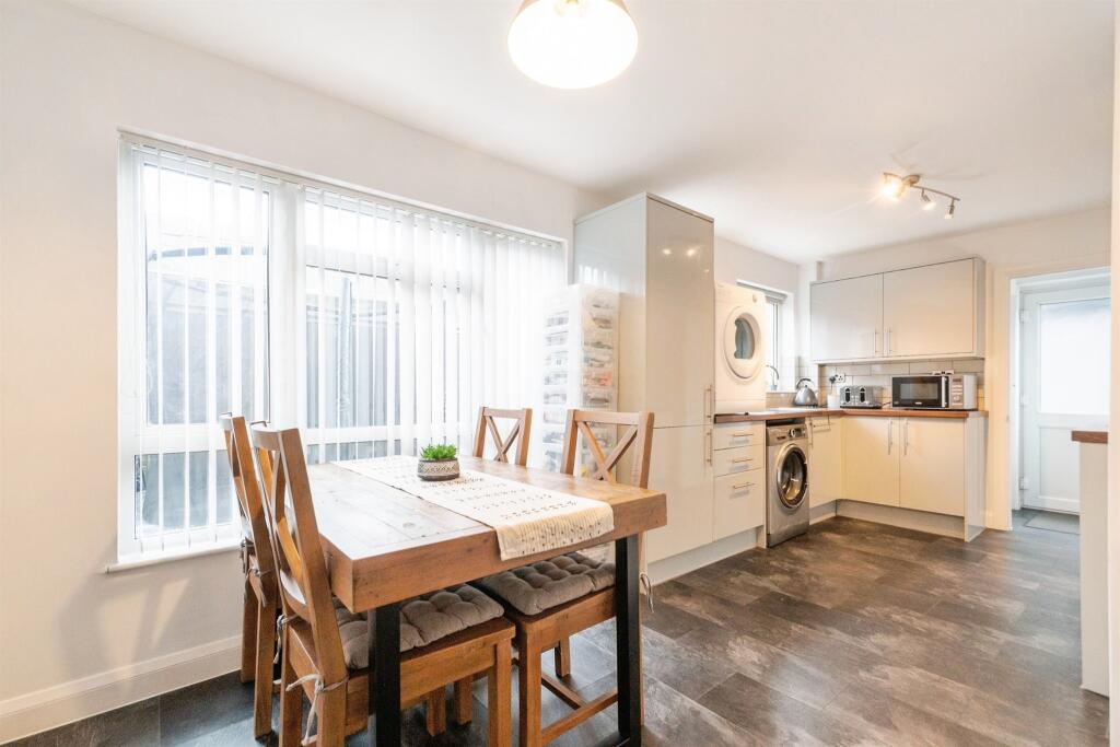 House in Abertridwr, Caledfryn, Penyrheol Trecenydd & Energlyn - More