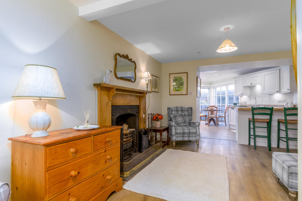 House in Gargunnock, Stirling - More