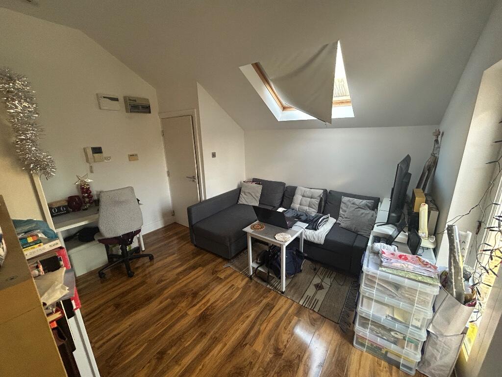 Eardley Road, London, SW16 photo 3