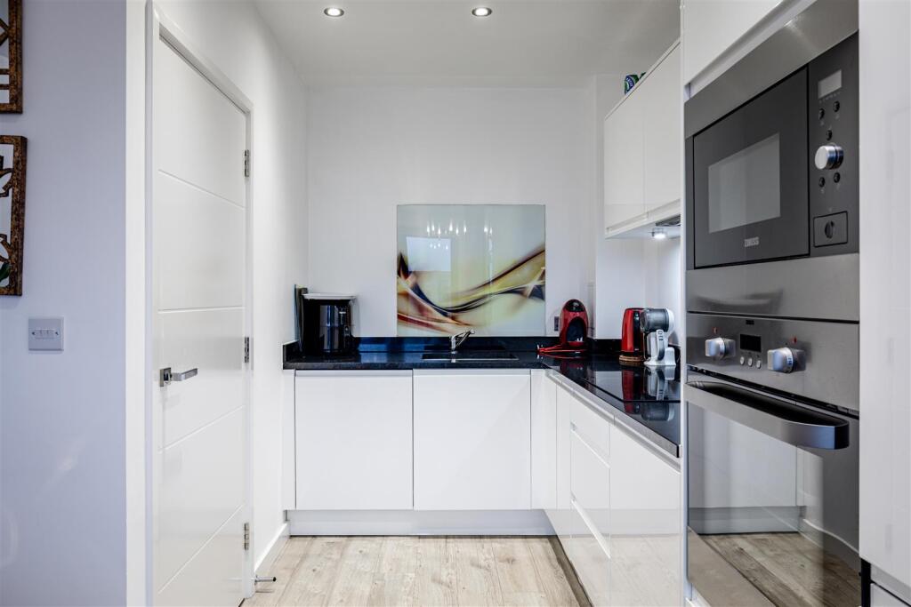 Apartment in London, Twyford - More