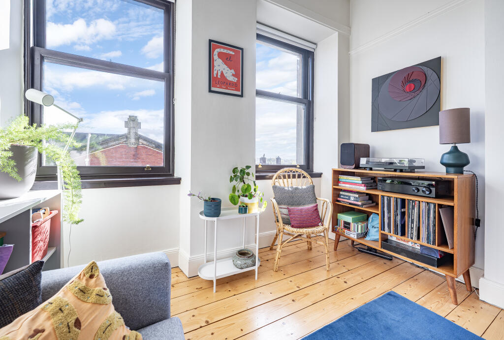 Apartment in Glasgow - View 5