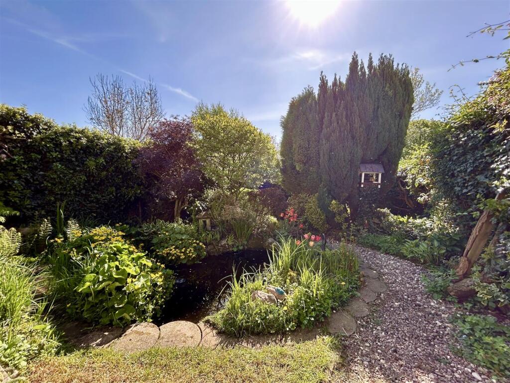 Additional image 24 of St. Kenelms Avenue, Halesowen