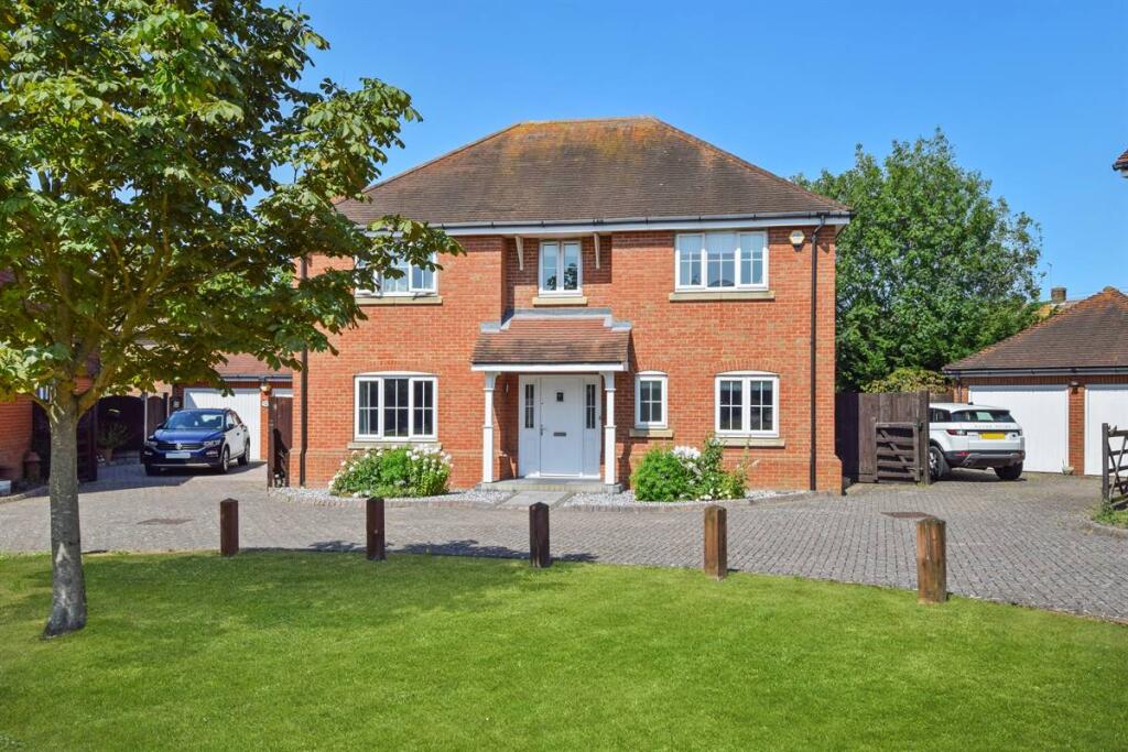 5-bed detached on St. Augustines Court, Herne Bay, £600,000