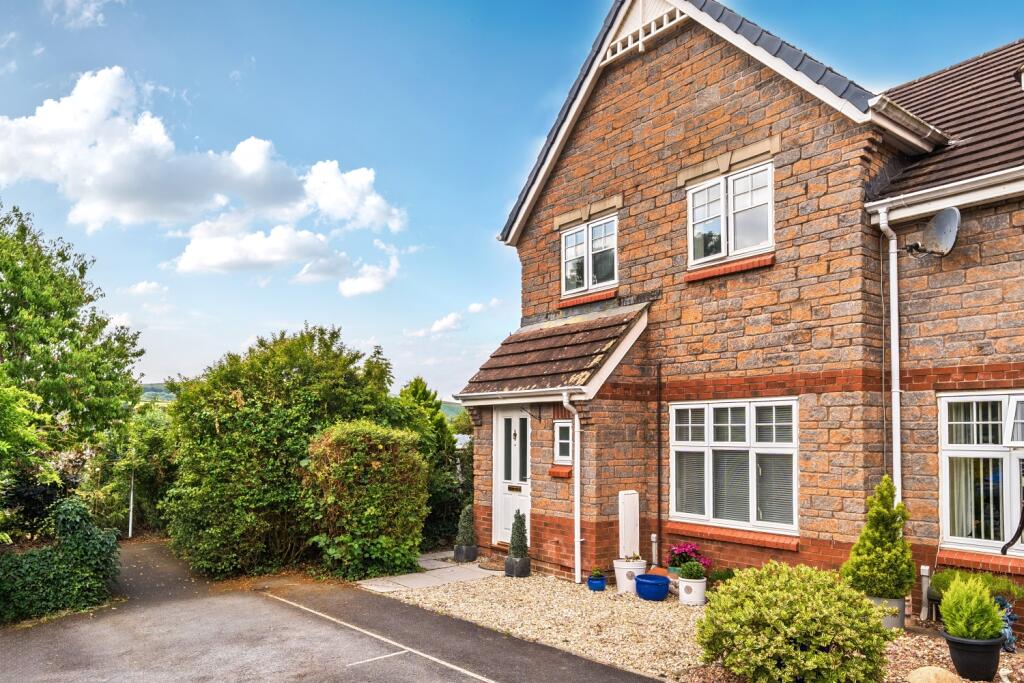 House in Exeter - View 3