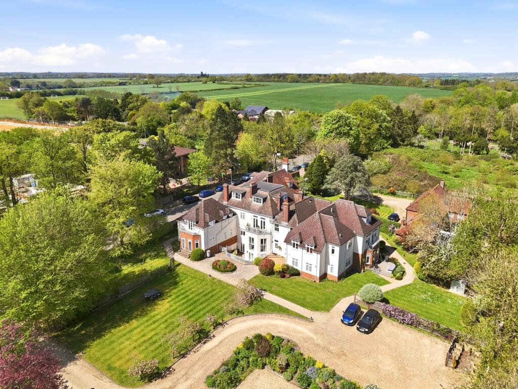 Additional image 16 of Dunstable Road, Redbourn, St. Albans, Hertfordshire, AL3