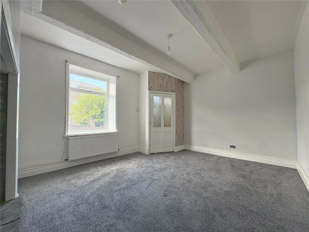 House in Oldham - View 3