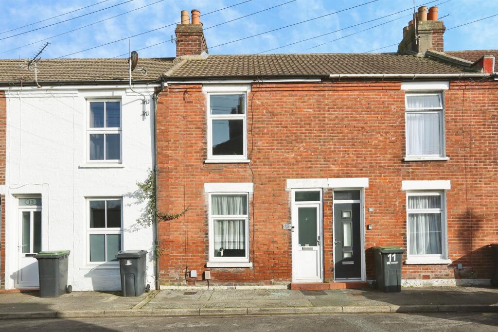 Main image of property: Cottage Grove, Gosport