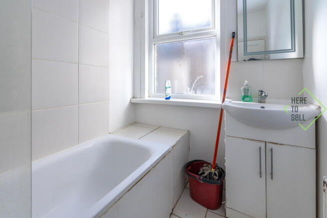 Turnpike Lane, N8-1 (10)