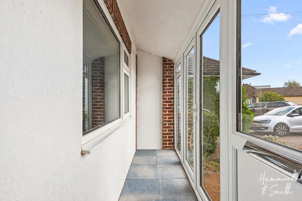 House in Epping Forest, North Weald - More
