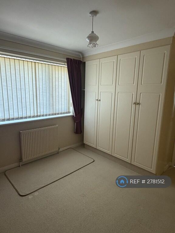 House in Hull - View 4