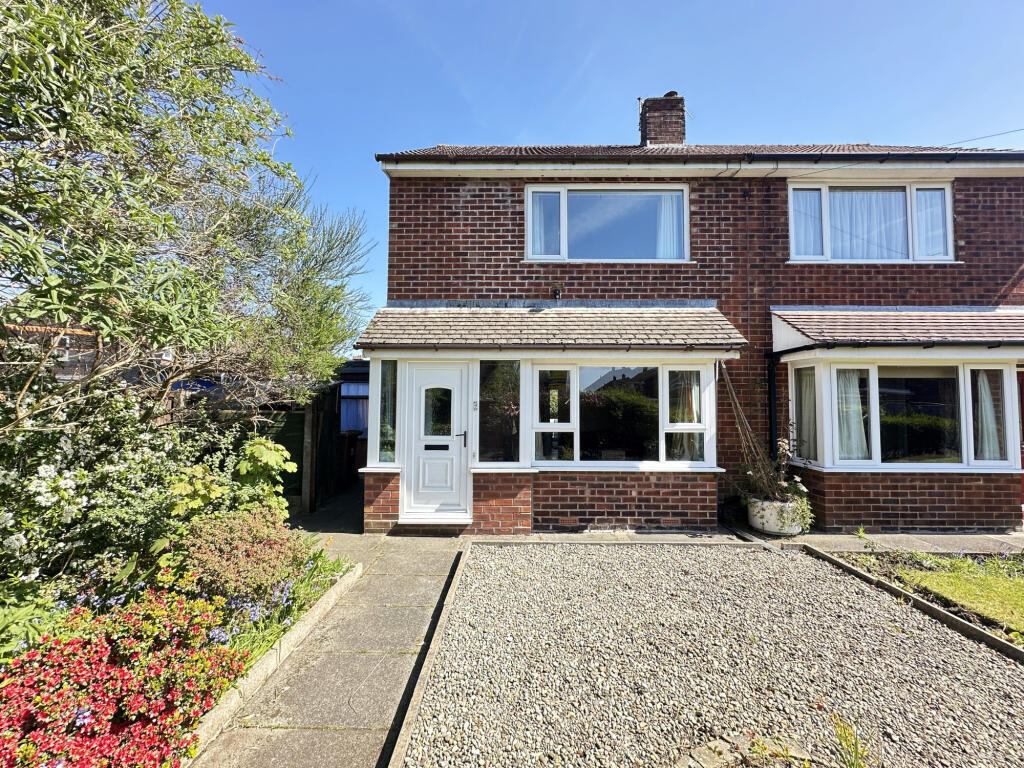 Main image of property: Broad Oak Green, Penwortham, PR1