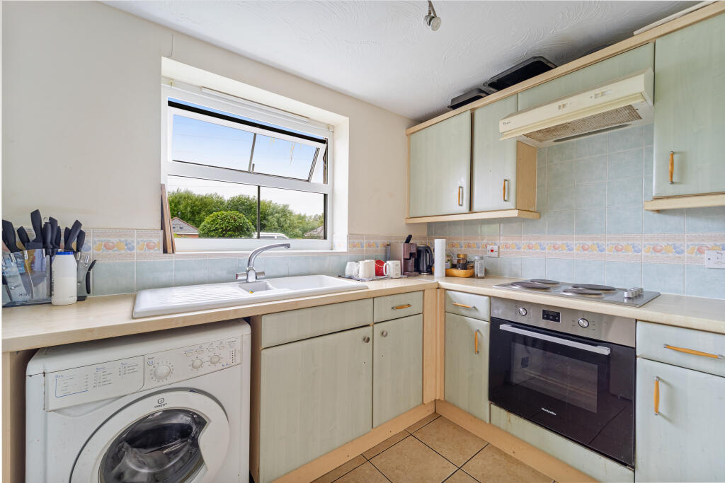 Apartment in Bristol - View 2