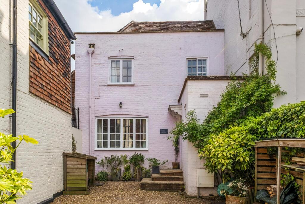Main image of property: High Street, Brasted, Westerham, Kent TN16