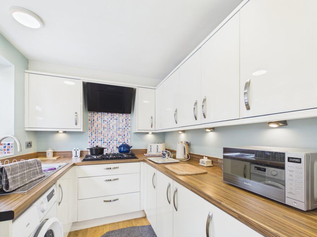 Brackendale Drive, Walesby, Newark, NG22 photo 2