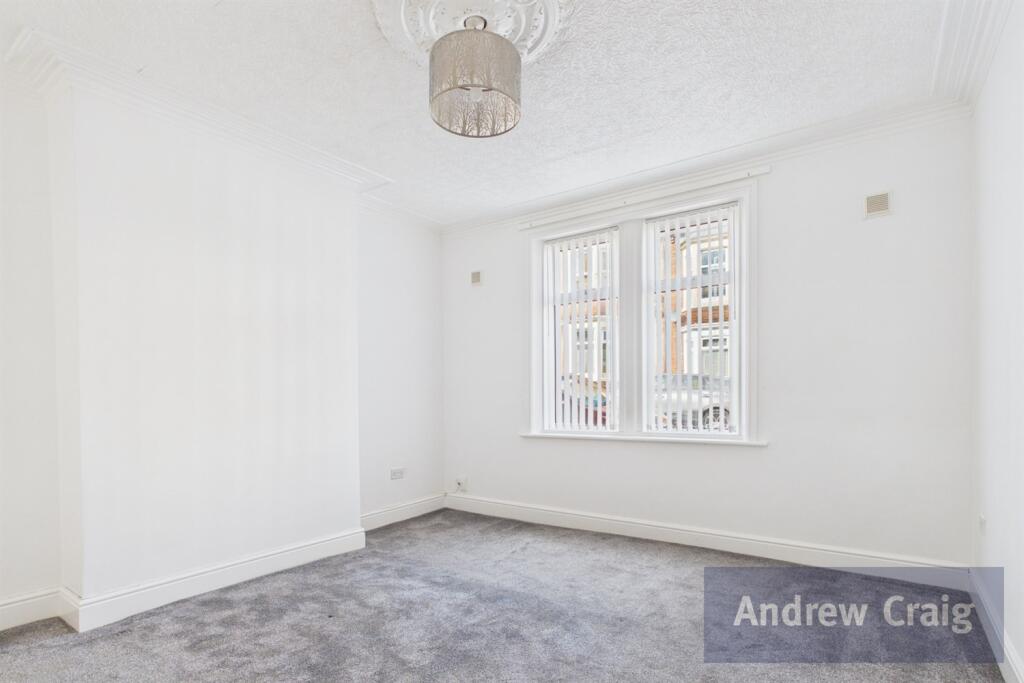 Apartment in South Tyneside, North East - View 3