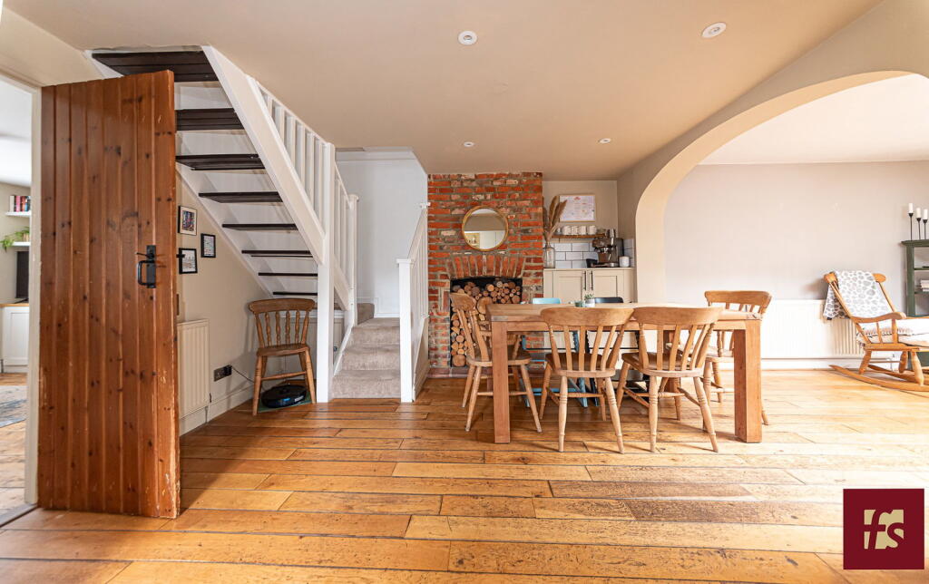 House in Sandhurst - View 4