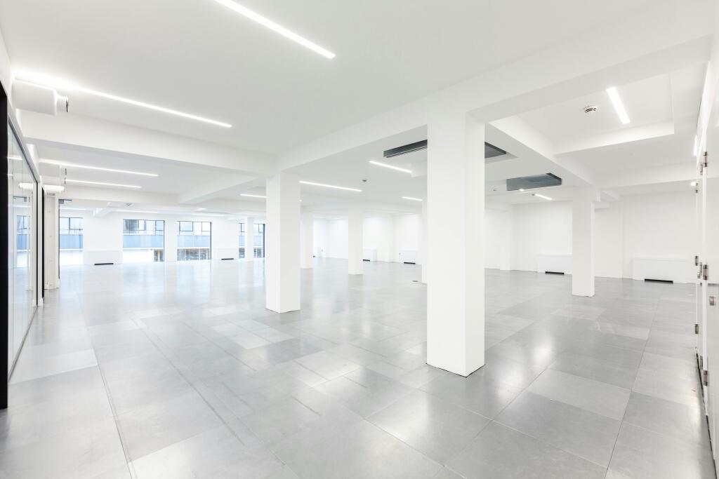 30 Market Place 3rd Floor 01.jpg