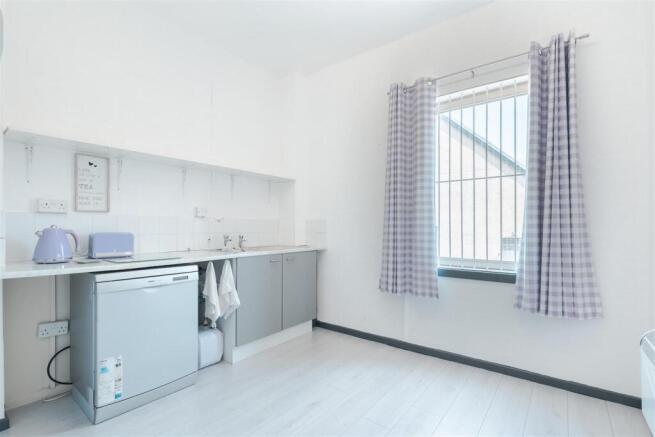 Unit 1 78-80 Dalton Road (11 of 13).jpg