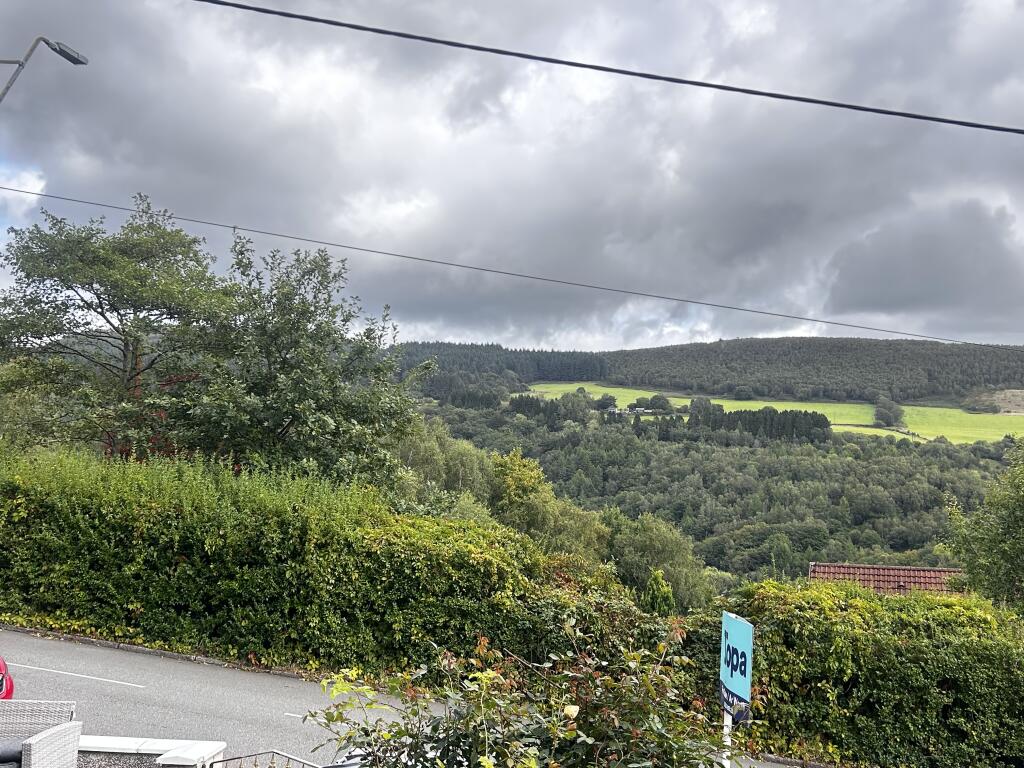 Glamorgan Street, Mountain Ash, CF45 photo 2
