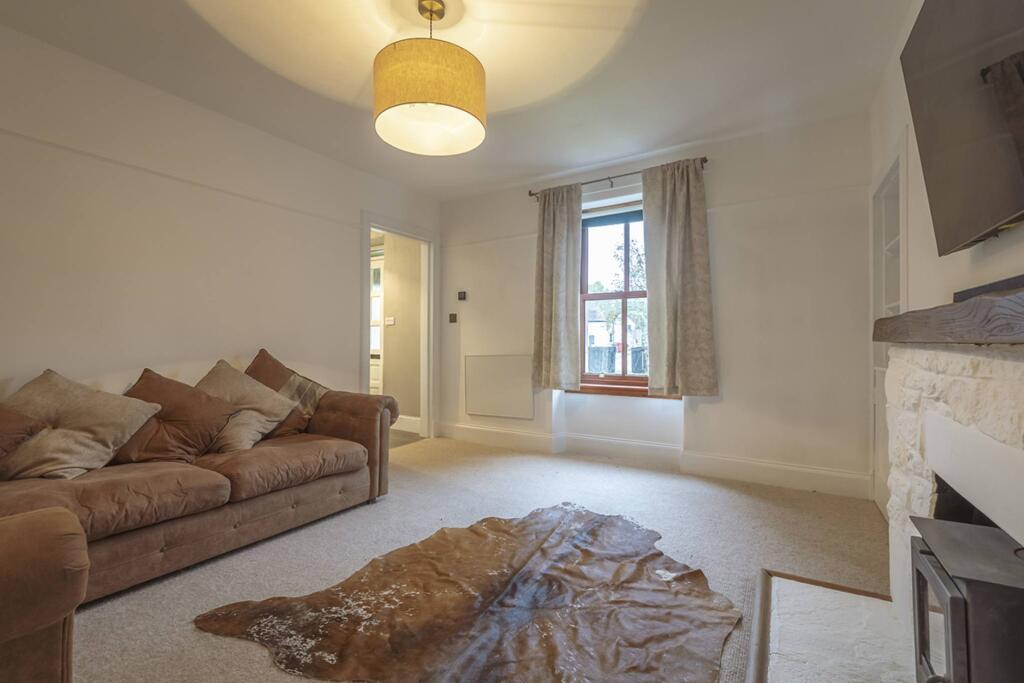 Eastlea, Drumnadrochit, Inverness, IV63 6TX photo 2