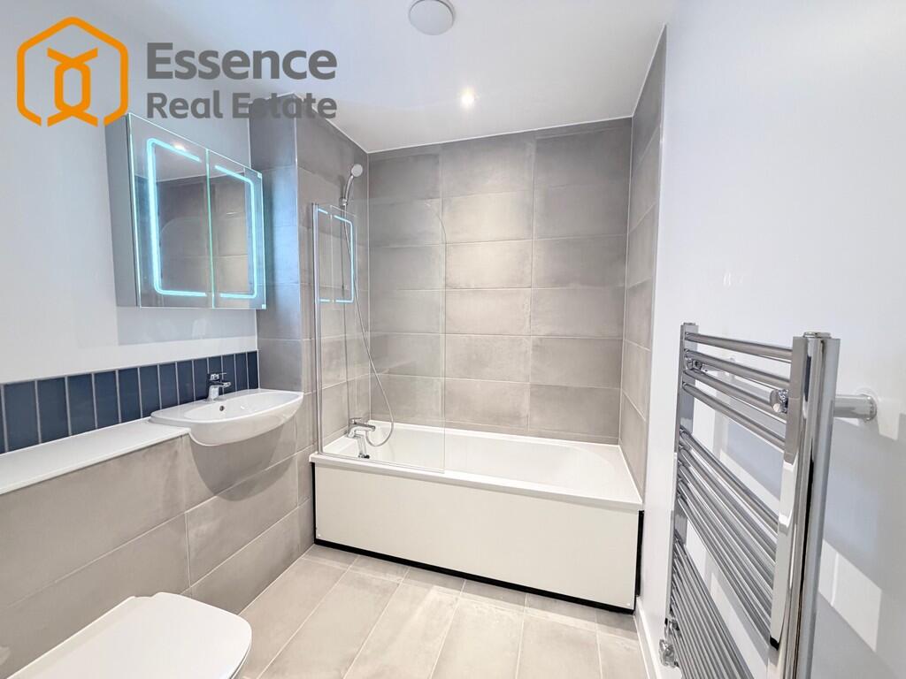 Apartment in Birmingham, Rea Valley, Digbeth - More