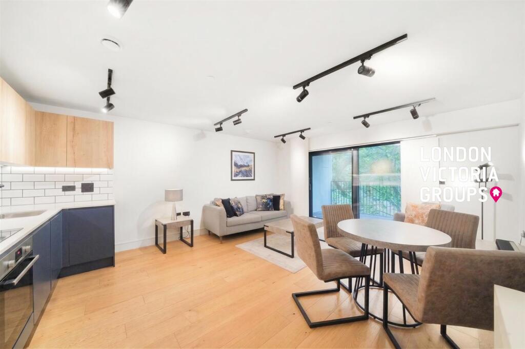Main image of property: Newham's Yard, 151 Tower Bridge Road, London, SE1