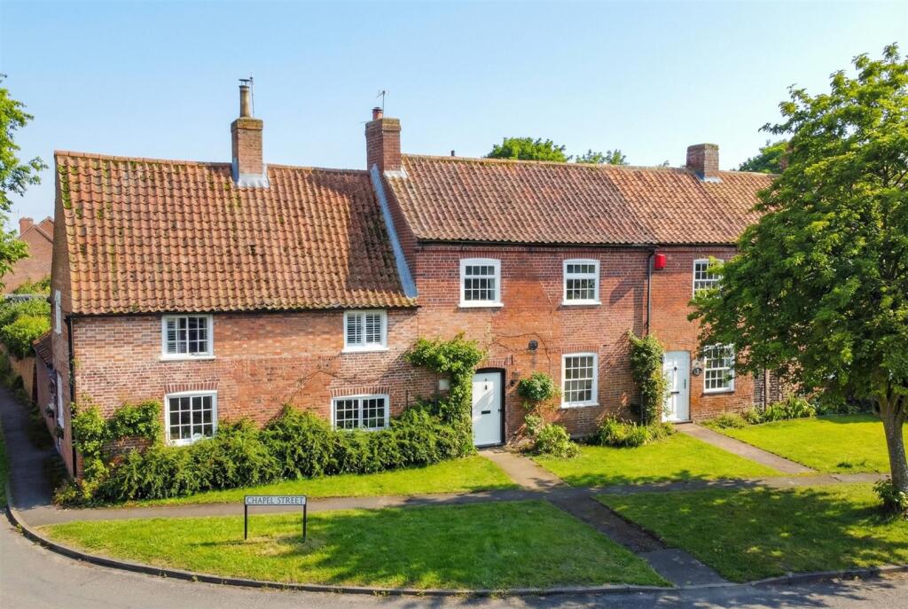 Main image of property: Rose Cottages, Chapel Street, Beckingham