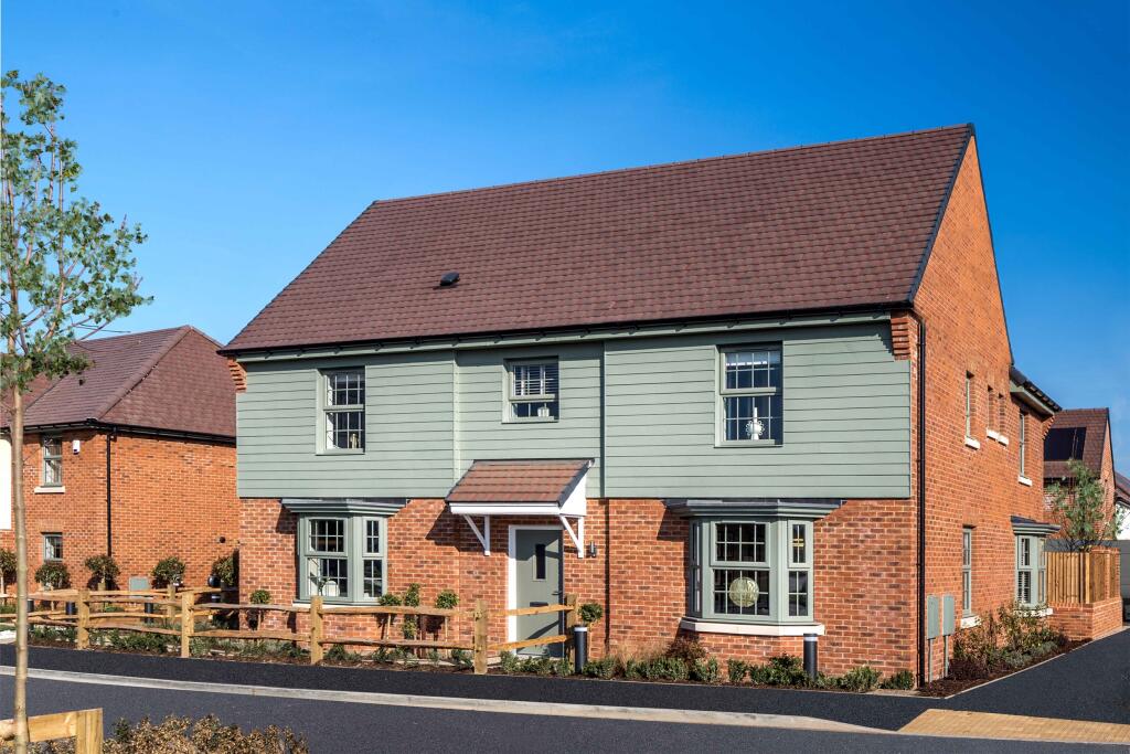 Main image of property: Greensleaves Avenue, Borden,
Sittingbourne, 
Kent, 
ME10 1FW