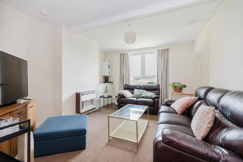 Main image of property: 0379L Findlay Gardens, Edinburgh, EH7 6HQ