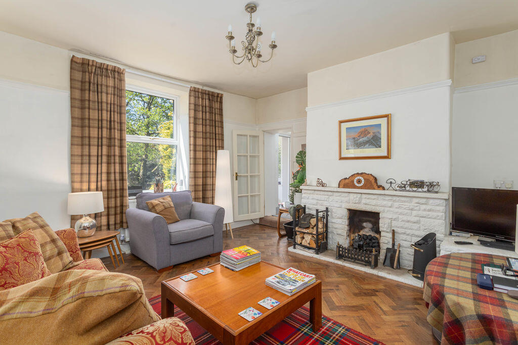 Bridgewater House, Longden End, Rakewood, Littleborough OL15 0AR photo 2