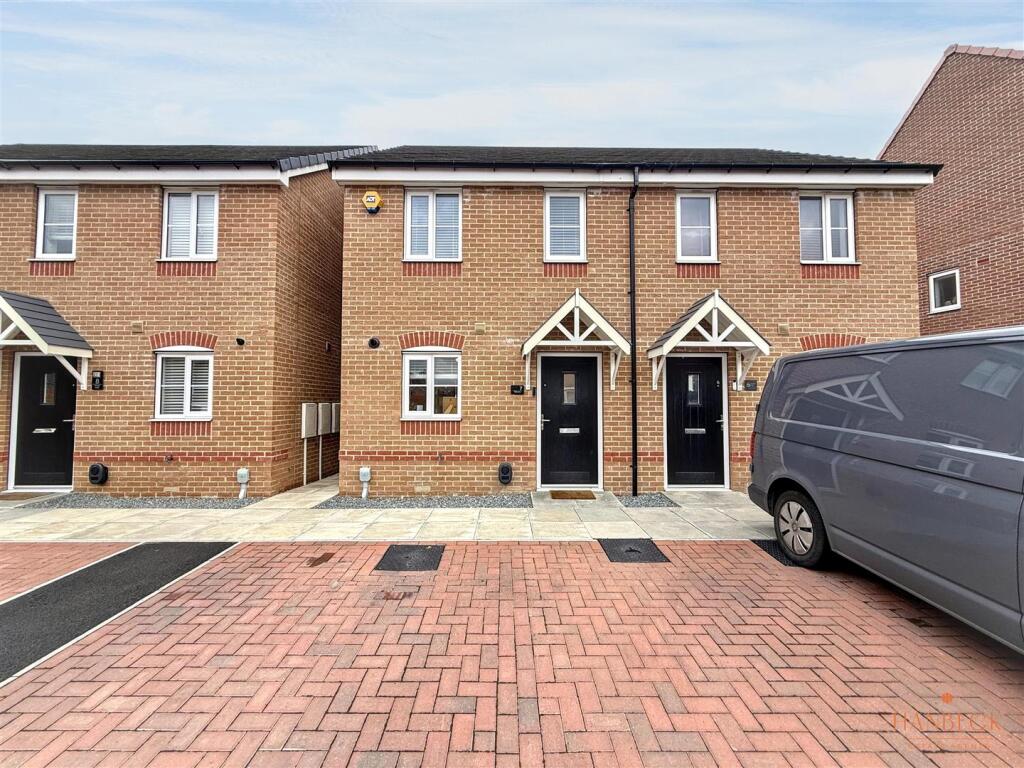 Main image of property: Trinity Park, Hull