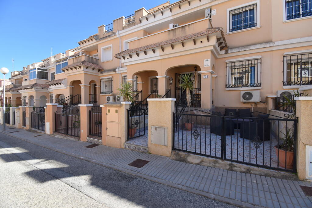 Main image of property: Valencia, Alicante, Villamartin