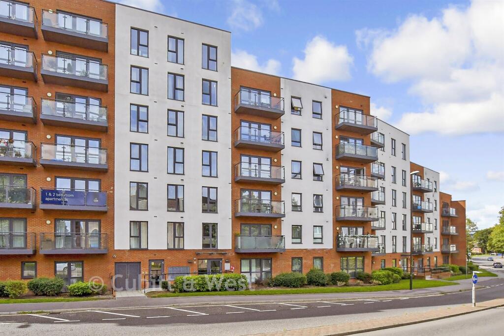 Main image of property: West Green Drive, West Green, Crawley, West Sussex
