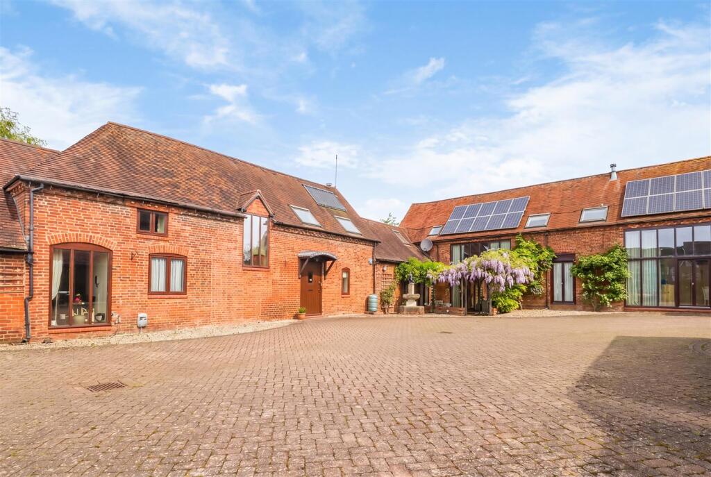 Cryfield Grange Road, Gibbet Hill, Kenilworth - View 3