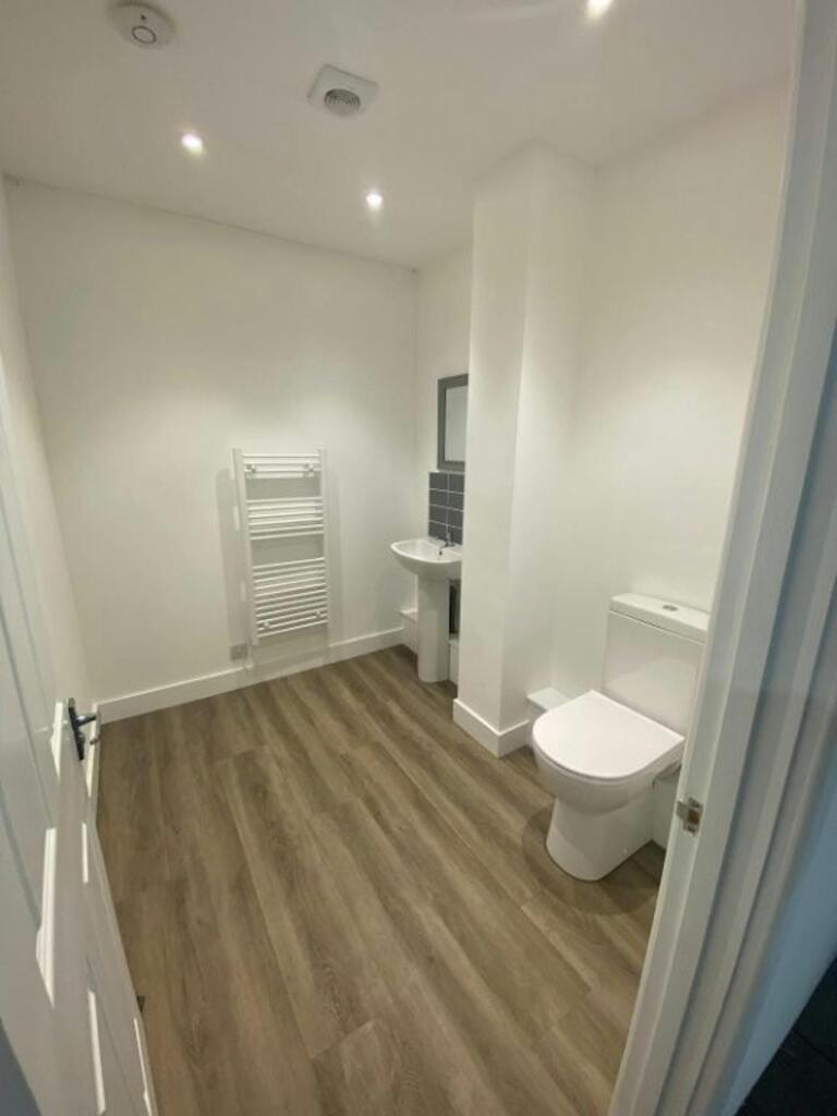 First floor toilet.jpg