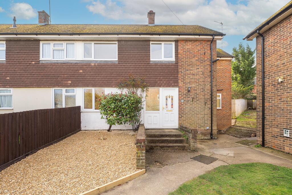 Main image of property: Goldfield Road, Tring