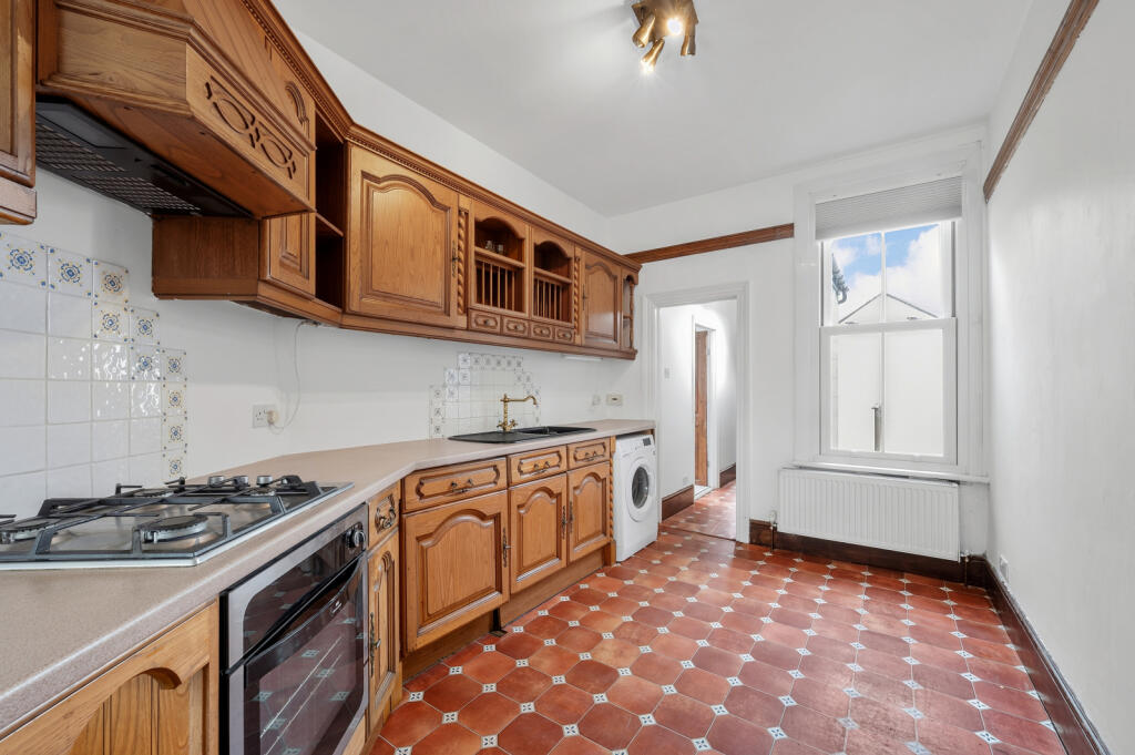 Apartment in London, South Wimbledon, Merton Park - View 4