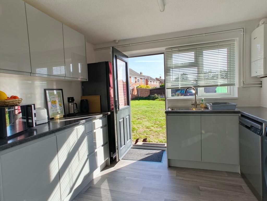 Apartment in Taunton - View 4