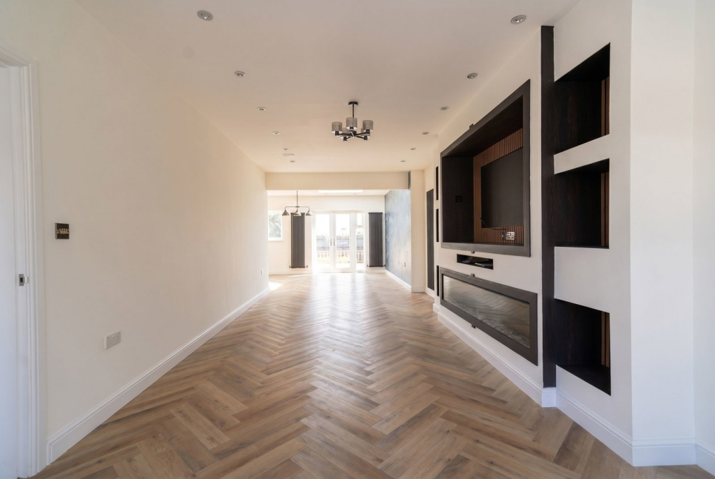 House in Solihull, West Midlands - View 3