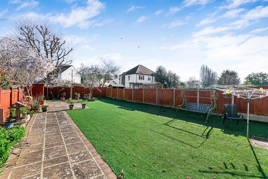 House in Kingston upon Thames - View 5