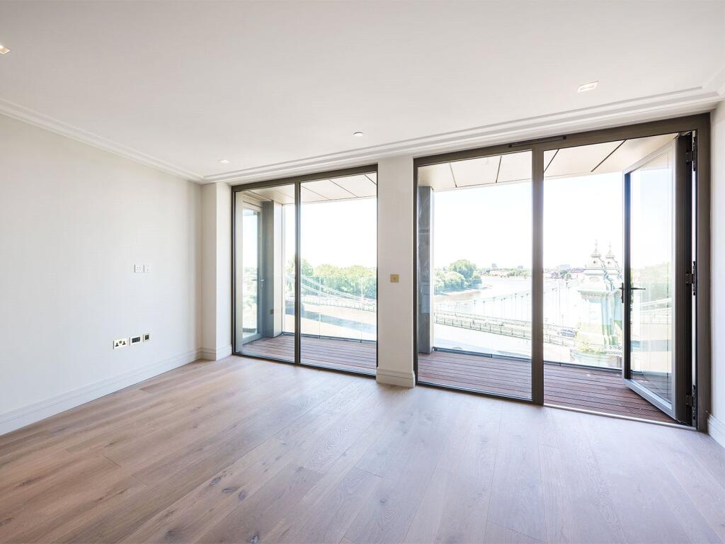 Apartment in London - View 5