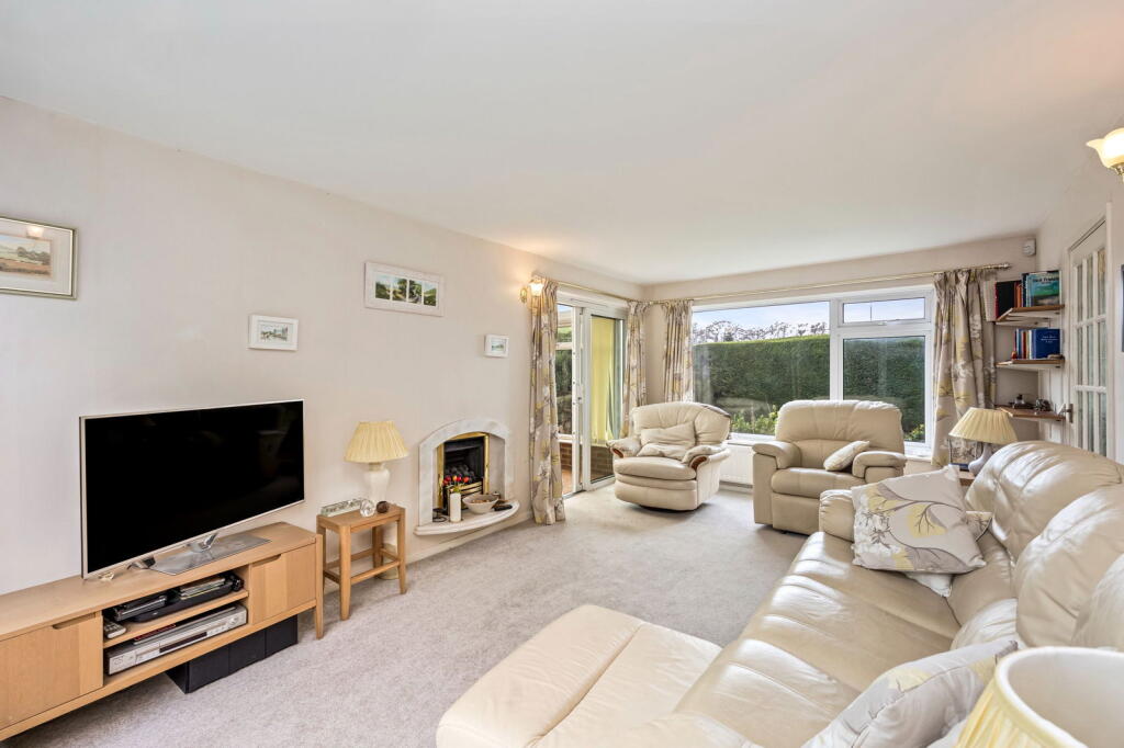 Shepherds Walk, Hassocks, West Sussex, BN6 8EB photo 3