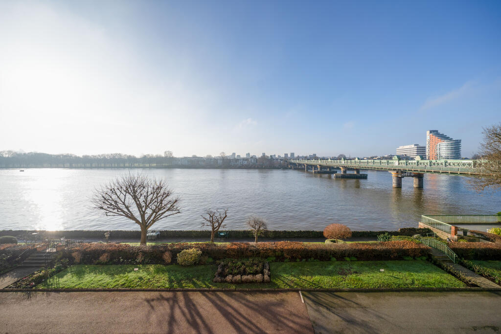 Main image of property: Ranelagh Gardens, London, SW6