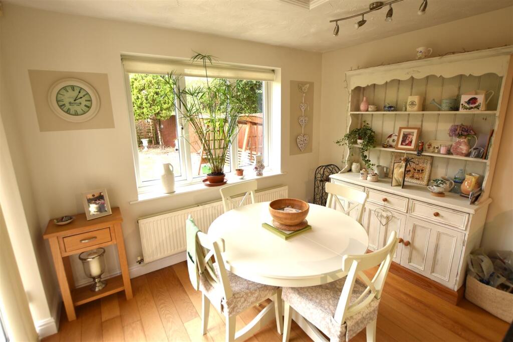 House in Cherwell, Bicester - More