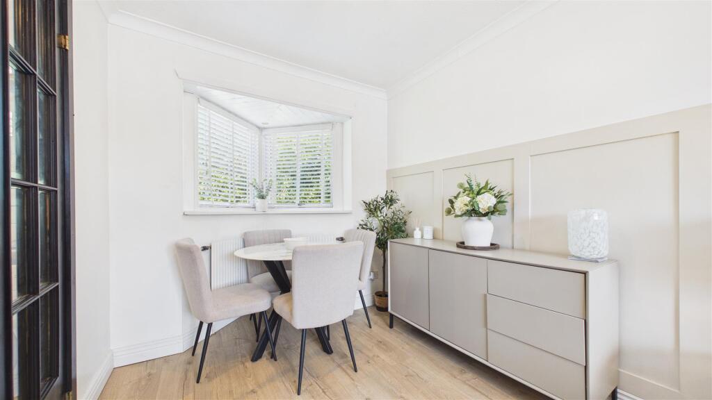 Apartment in Peterborough - More