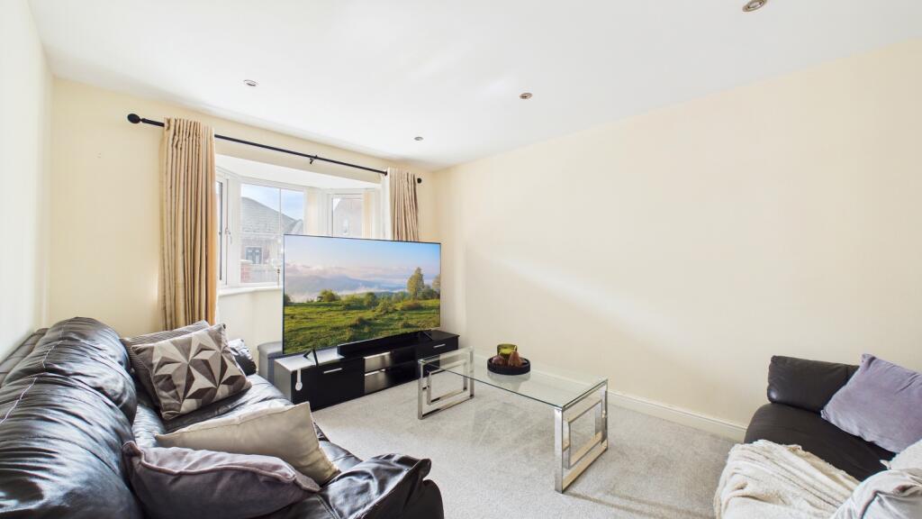 House in Doncaster - View 5