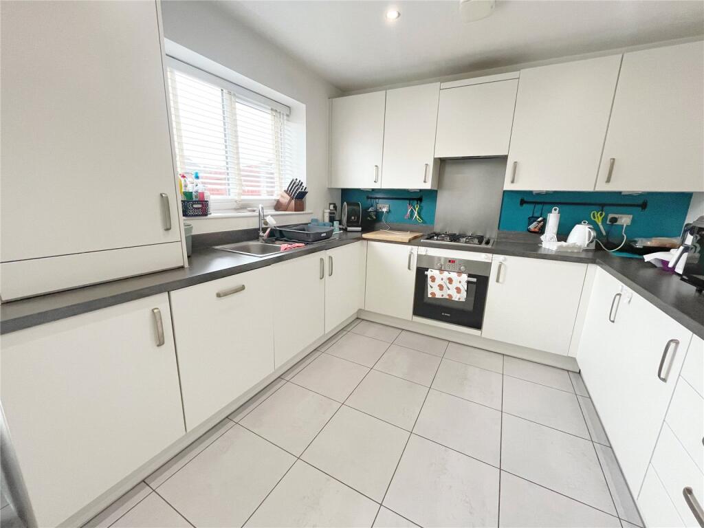 Swinside Close, Middleton, Manchester, M24 photo 4