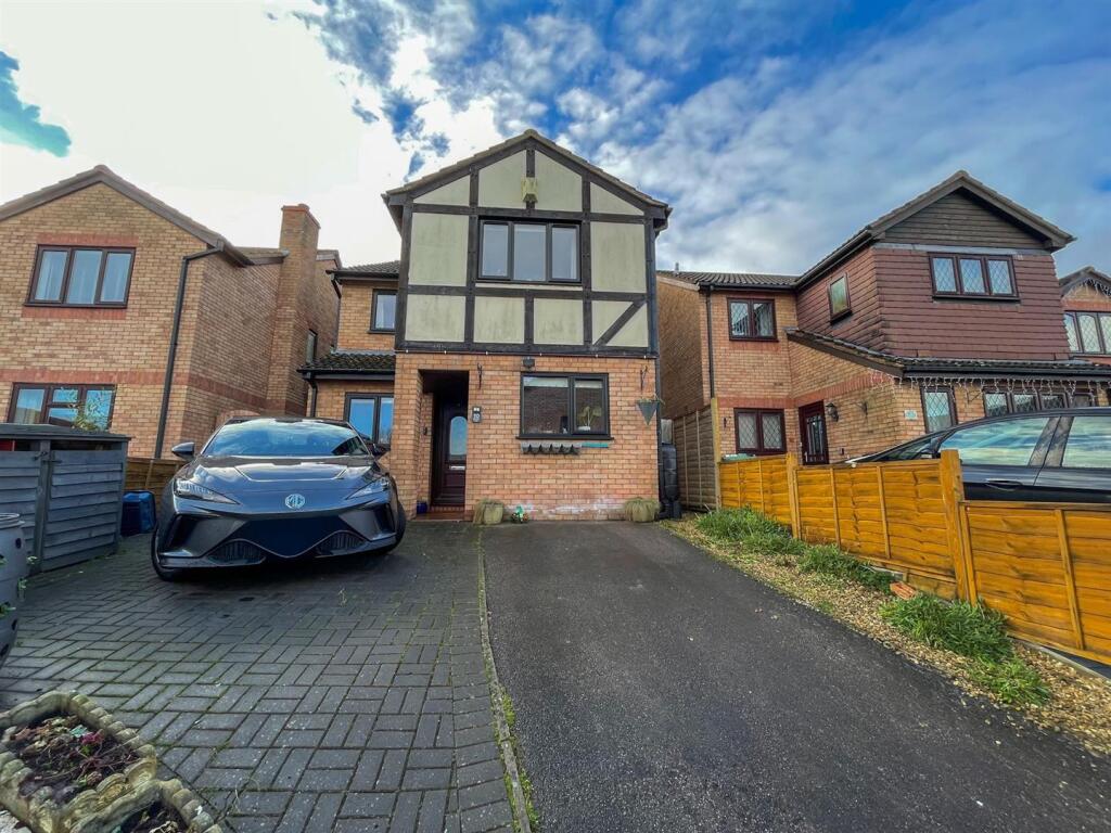 Main image of property: Rossendale Close, Weston-Super-Mare