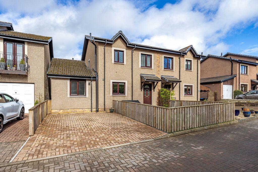 Main image of property: 48 Roger Quin Gardens, Galashiels, TD1 3NQ