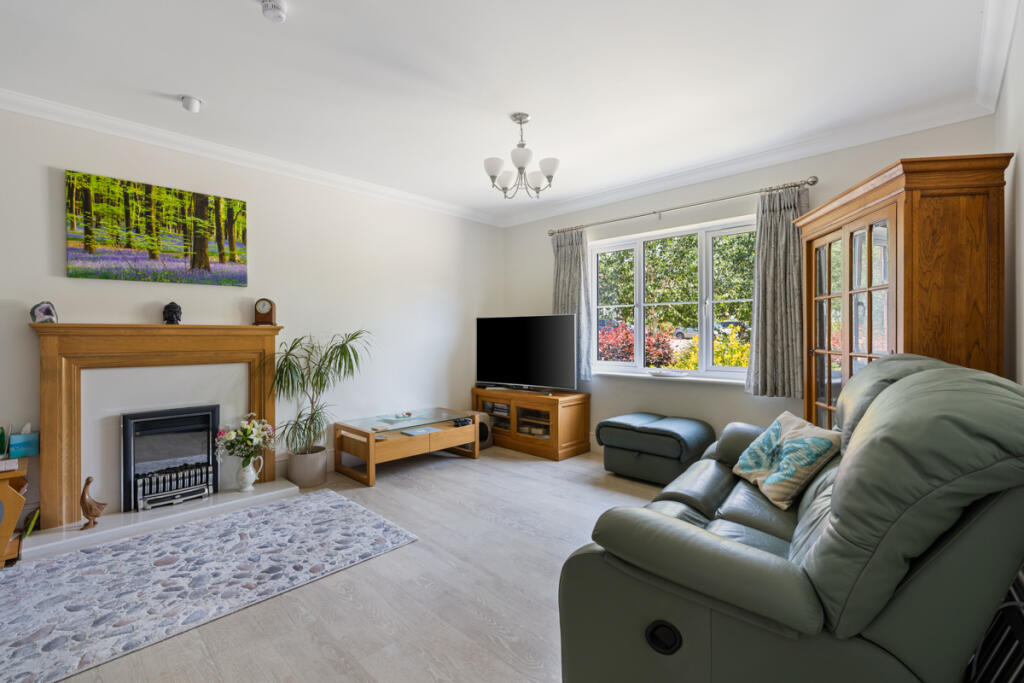Apartment in Guildford - More